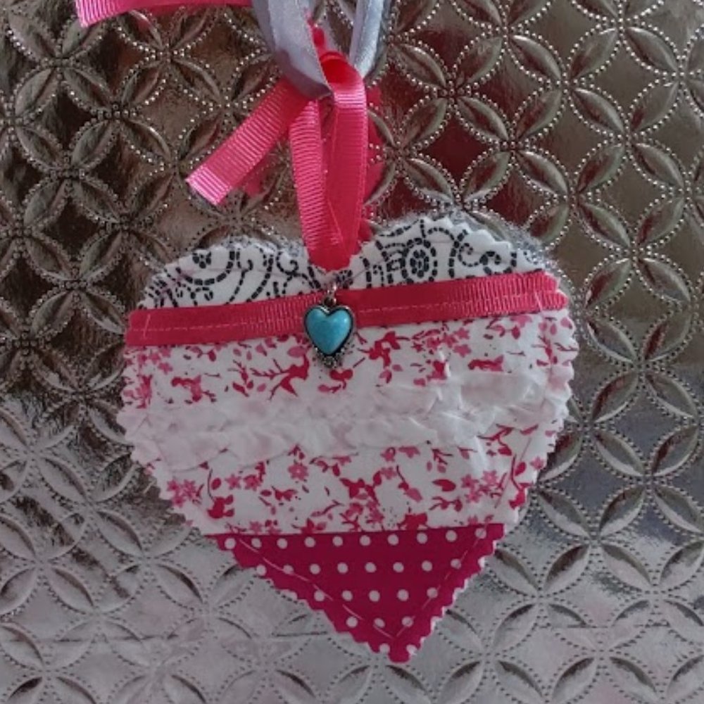 HANDCRAFTED GIFT TAGS